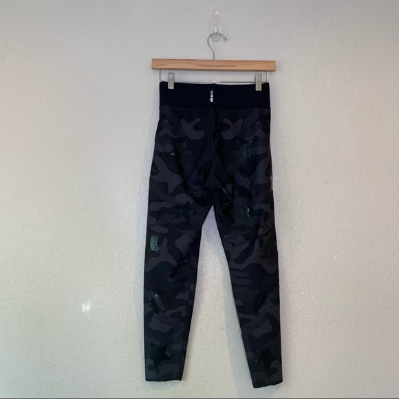 Ultracor Nero Matte Nero Ultra High Silk Camo Knockout Star Leggings XL - Picture 3 of 11
